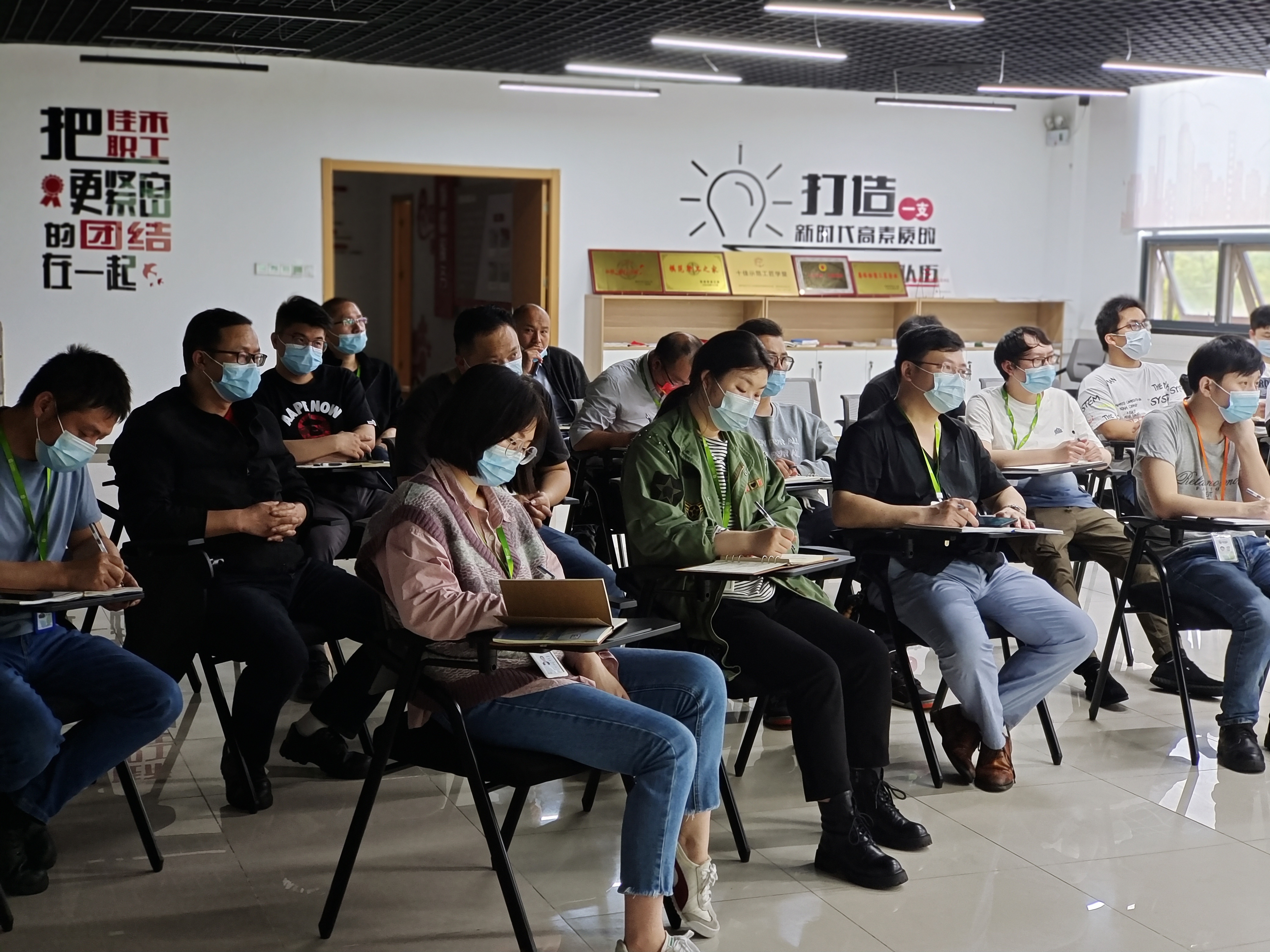 电子游戏试玩入口