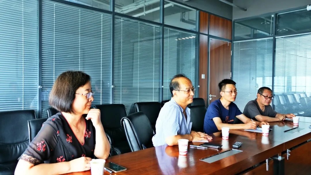 派瑞领导一行莅临西驰电气总部参观指导(图2)