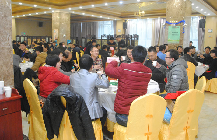 2016年西驰集团主题年会盛装上演(图22) 2016年西驰集团主题年会盛装上演(图22)