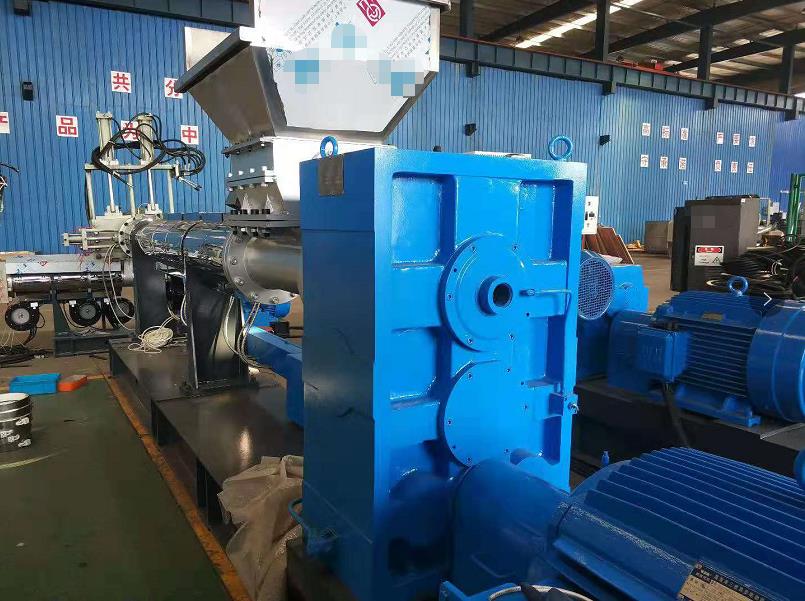 西驰XFC500变频器在塑料挤出机上应用(图1) 西驰XFC500变频器在塑料挤出机上应用(图1)