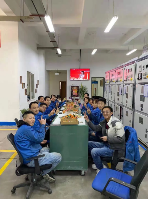 2021西驰电气年会这样"玩"(图9) 2021西驰电气年会这样"玩"(图9)